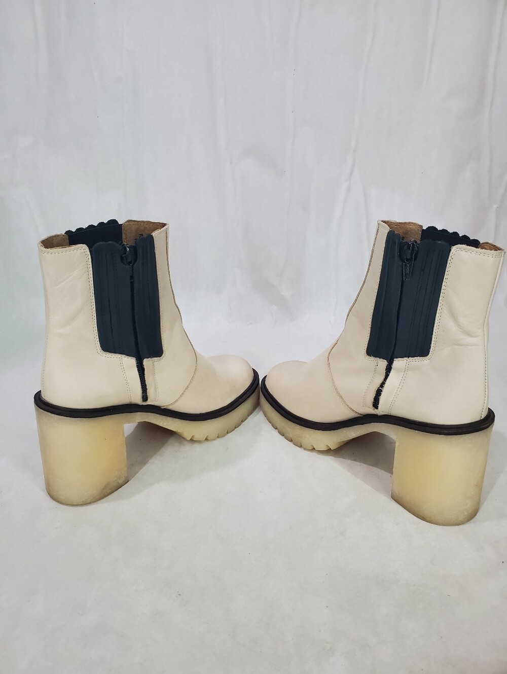 Free People James Chelsea Boots White/Bone 39.5 Leather Made In Spain Fall Boots - Picture 9 of 14